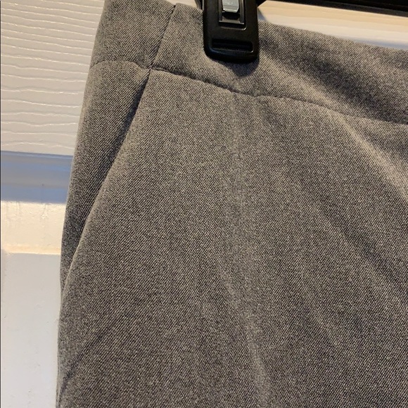 Chico’s grey trousers size 00 short - Picture 2 of 7